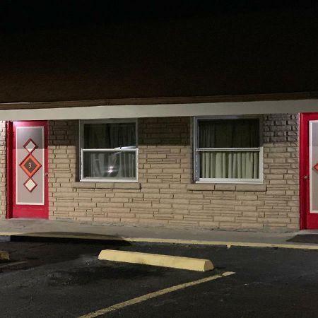 Plantation Motel 캔들러 외부 사진