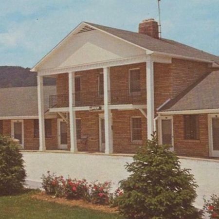Plantation Motel 캔들러 외부 사진